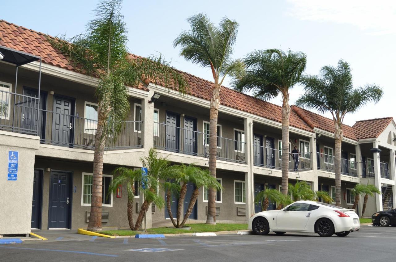 Welcome Inn โคโรนา ภายนอก รูปภาพ