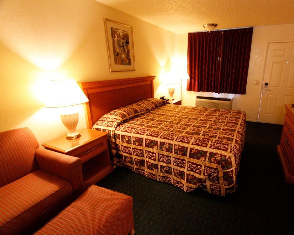 Welcome Inn โคโรนา ภายนอก รูปภาพ