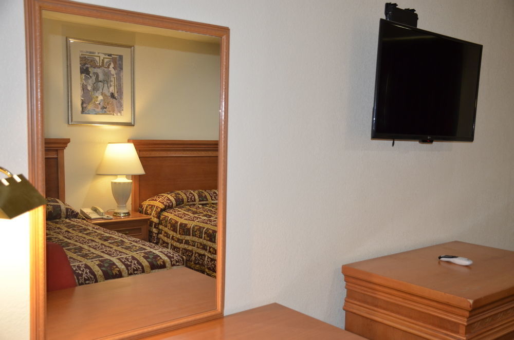 Welcome Inn โคโรนา ภายนอก รูปภาพ