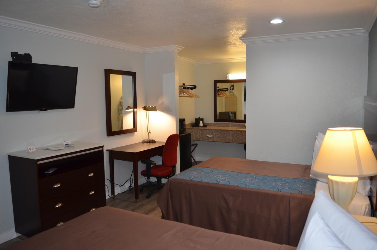 Welcome Inn โคโรนา ภายนอก รูปภาพ